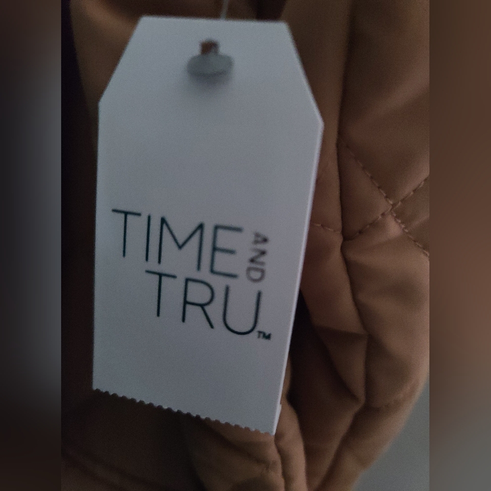 Time & Tru Women's Plus Quilted Barn Coat Jacket Size 1X - Picture 5 of 5